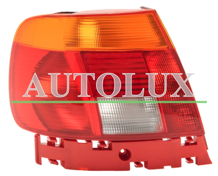 Piloto trasero audi a4 1994-1997 izquierdo.  Referencia OE:8D0945111A