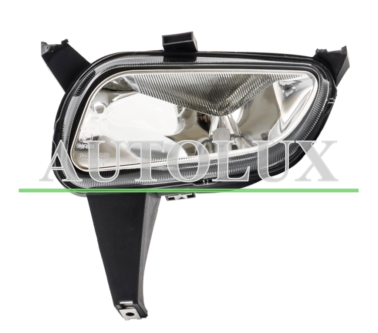 Faro antiniebla citroen xantia 1998-2002 izquierdo.  Referencia OE:6204S1