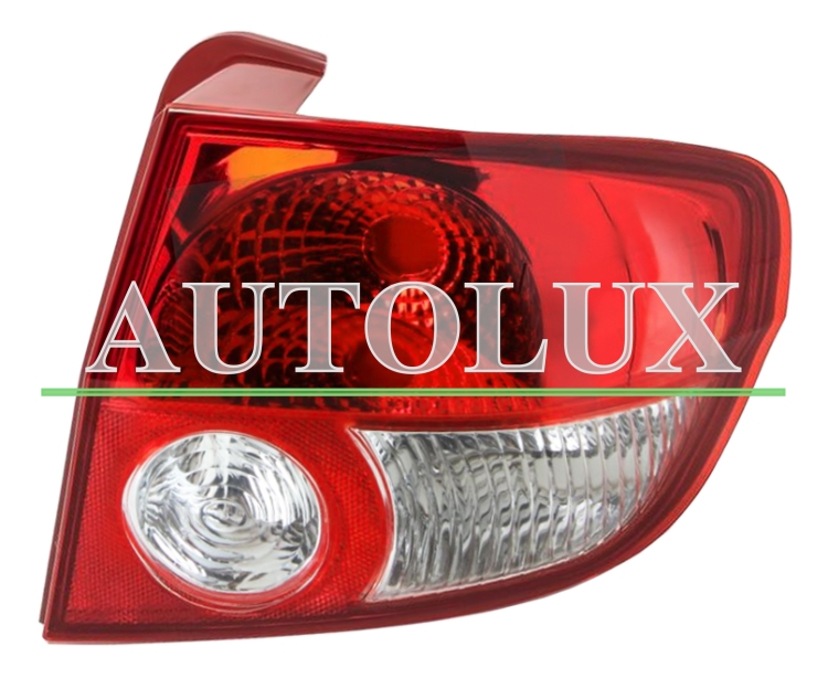 Piloto trasero hyundai getz 2002-2005 derecho.  Referencia OE:924021C010