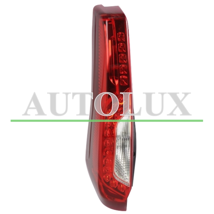 Piloto trasero nissan x-trail 2010-2014 izquierdo.  Referencia OE:265593UB0A