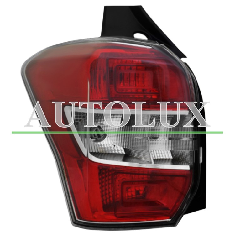 Piloto trasero subaru forester 2013-2016 izquierdo.  Referencia OE:84912