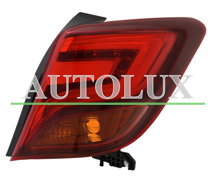Piloto trasero toyota yaris 2014-2017 led / derecho.  Referencia OE:81551