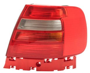 PILOTO TRASERO AUDI A4 1997-1999 DERECHO