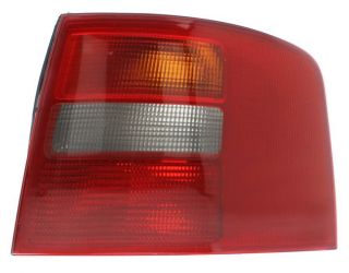 PILOTO TRASERO AUDI A6 1997-1999 FAMILIAR / DERECHO