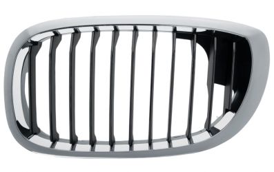 REJILLA BMW SERIE 3 (E46) 2003-2005 COUPE / FRENTE MARCO CROMADO / LAMAS NEGRAS / IZQUIERDA