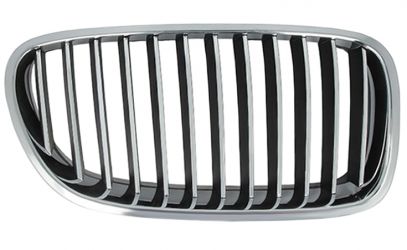 REJILLA BMW SERIE 5 (F10-F11) 2010-2013 FRENTE / MARCO CROMADA / LAMAS CROMADAS / DERECHA