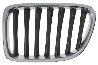 REJILLA BMW X1 (E84) 2009-2012 FRENTE / MARCO CROMADO / LAMAS NEGRAS / IZQUIERDA