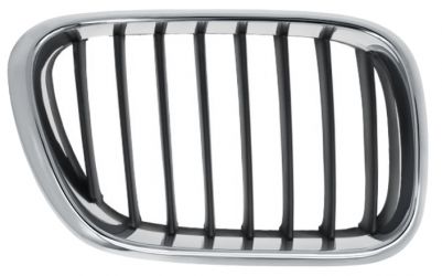 REJILLA BMW X5 (E53) 2000-2004 FRENTE / MARCO CROMADO / LAMAS NEGRAS / DERECHA