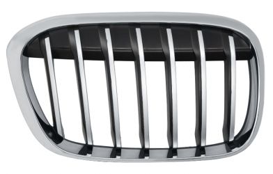 REJILLA BMW X1 (F48) 2015-2019 FRENTE / MARCO CROMADO / LAMAS CROMADAS / MODELO X-LINE / DERECHA