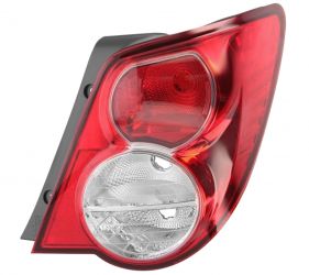 PILOTO TRASERO CHEVROLET AVEO 2011-2016 4 PUERTAS / DERECHO