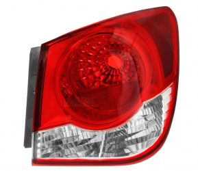 PILOTO TRASERO CHEVROLET CRUZE 2009-2012 4 PUERTAS / EXTERIOR / DERECHO