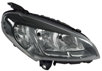 FARO FIAT DOBLO 2015-2022 DETALLE NEGRO / DERECHO