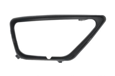 REJILLA FORD FOCUS 2001-2005 PARACHOQUES DELANTERO / CON ANTINIEBLA / DERECHA