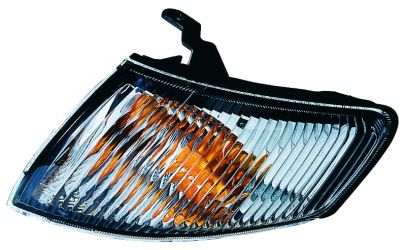 PILOTO DELANTERO MAZDA 626 1997-2000 4 PUERTAS / BLANCO / IZQUIERDO