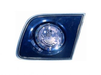 PILOTO TRASERO MAZDA 3 2004-2007 INTERIOR / 4 PUERTAS / BASE NEGRA DERECHO