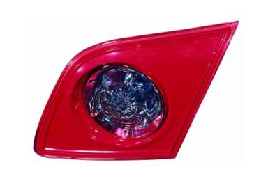 PILOTO TRASERO MAZDA 3 2004-2007 INTERIOR / 5 PUERTAS / ROJO DERECHO