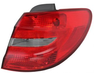 PILOTO TRASERO MERCEDES CLASE B (W246) 2011-2014 EXTERIOR / DERECHO