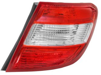 PILOTO TRASERO MERCEDES CLASE C (W204) 2007-2011 FAMILIAR / DERECHO