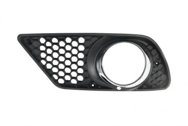 REJILLA MERCEDES CLASE C (W204) 2007-2011 PARACHOQUES DELANTERO / MODELO AMG / CON ANTINIEBLA / IZQUIERDO
