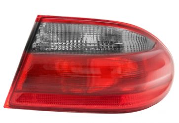 PILOTO TRASERO MERCEDES CLASE E (W210) 2000-2002 SEDAN / EXTERIOR / MODELO AVANTGARDE / DERECHO