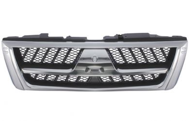 REJILLA MITSUBISHI MONTERO 2003-2007 FRENTE / CROMADA