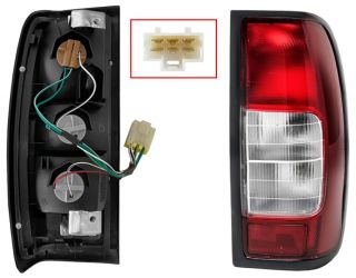 PILOTO TRASERO NISSAN NAVARA 1997-2002 CONECTOR 6 / DERECHO