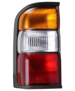 PILOTO TRASERO NISSAN PATROL 1998-2001 IZQUIERDO
