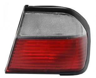 PILOTO TRASERO NISSAN PRIMERA 1990-1996 4 PUERTAS / BLANCO / DERECHO