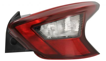PILOTO TRASERO NISSAN MICRA 2017-2019 DERECHO