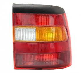 PILOTO TRASERO OPEL VECTRA A 1992-1995 4 PUERTAS / DERECHO