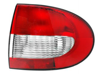 PILOTO TRASERO RENAULT MEGANE 1999-2002 4 PUERTAS / DERECHO