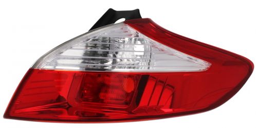 PILOTO TRASERO RENAULT MEGANE 2012-2014 5 PUERTAS / EXTERIOR / DERECHO