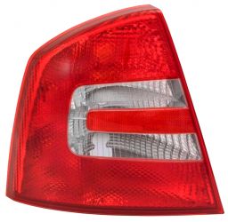 PILOTO TRASERO SKODA OCTAVIA 2004-2009 SEDAN / IZQUIERDO