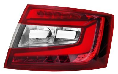 PILOTO TRASERO SKODA OCTAVIA 2017-2020 SEDAN / LED / DERECHO