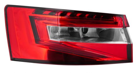 PILOTO TRASERO SKODA SUPERB 2015-2019 SEDAN / EXTERIOR / IZQUIERDO