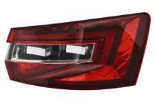 PILOTO TRASERO SKODA SUPERB 2015-2019 COMBI / EXTERIOR / OSCURO / DERECHO