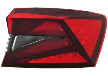 PILOTO TRASERO SKODA FABIA 2021-> DERECHO