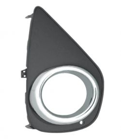 REJILLA TOYOTA YARIS 2014-2017 PARACHOQUES DELANTERO / CON ANTNINIEBLA / DERECHA