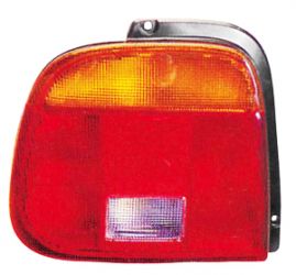 PILOTO TRASERO SUZUKI BALENO 1995-1998 IZQUIERDO