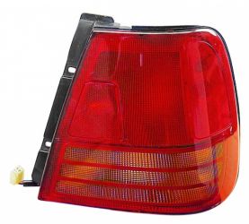 PILOTO TRASERO SUZUKI SWIFT 1989-1995 4 PUERTAS / DERECHO