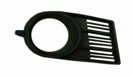 REJILLA SUZUKI SWIFT 2005-2007 PARACHOQUES DELANTERO / CON ANTINIEBLA / DERECHA