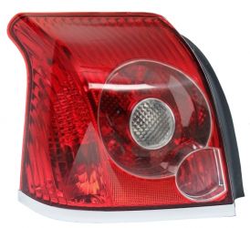 PILOTO TRASERO TOYOTA AVENSIS 2006-2008 4 PUERTAS / IZQUIERDO