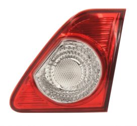 PILOTO TRASERO TOYOTA COROLLA 2007-2010 4 PUERTAS / INTERIOR / DERECHO