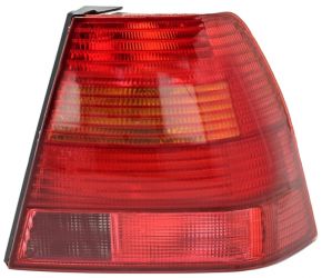 PILOTO TRASERO VOLKSWAGEN BORA 1997-2005 ROJO / DERECHO